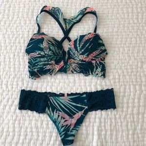 Victorias Secret bra and panty set